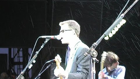 Weezer - Live at Summer Sonic, Osaka (August 18, 2002)