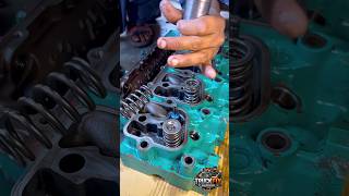 The Easiest Way to Remove Valve Locks! #valve #lock #engine #truck #mechanic #skills #tools #viral