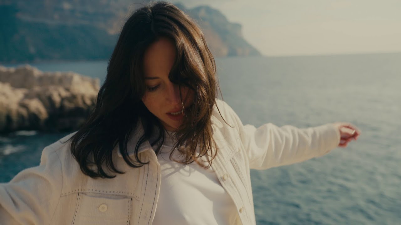 ALEXANE - Dans ma tête (Clip Officiel)