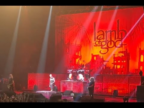 Lamb Of God performed live w/ Trivium/In Flames and Chimaira vocalists as Randy Blythe has Covid