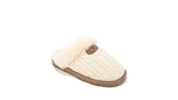 BEARPAW Effie Sheepskin Knit Mule Slipper