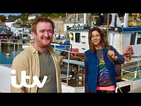 Julia and Jack Stein Cook Fish On Padstow Beach | Cornwall and Devon Walks with Julia Bradbury