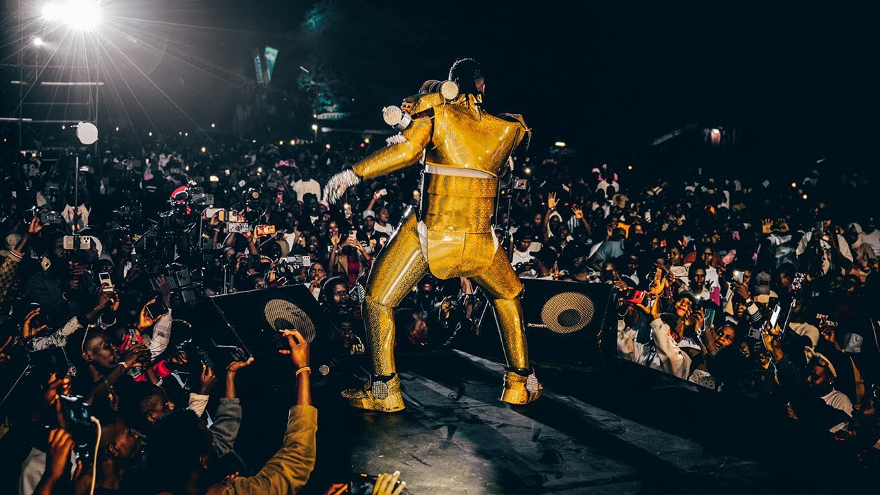Weasel's OutStanding Performance At Hotel Africana Live in Memories of ...