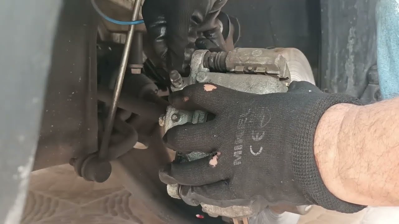 Limpieza de frenos delanteros Suzuki ignis