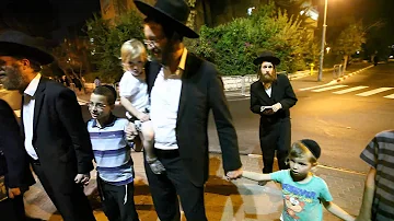 Kiddush Levanah on Motzei Tisha B'Av 5774 in Ramat Eshkol [HD]