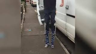 WHEN AMATEURS TRY TO USE STILTS