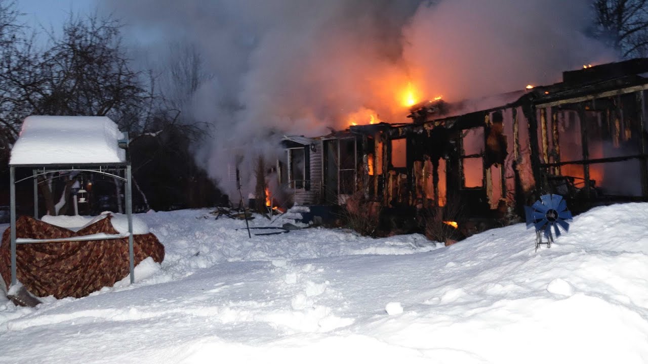 Efforts to thaw frozen pipes spark fire that destroyed Maine home, investigators say
