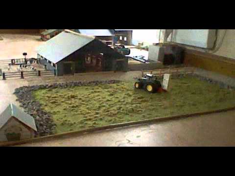 Toy tractors making Silage bales - YouTube