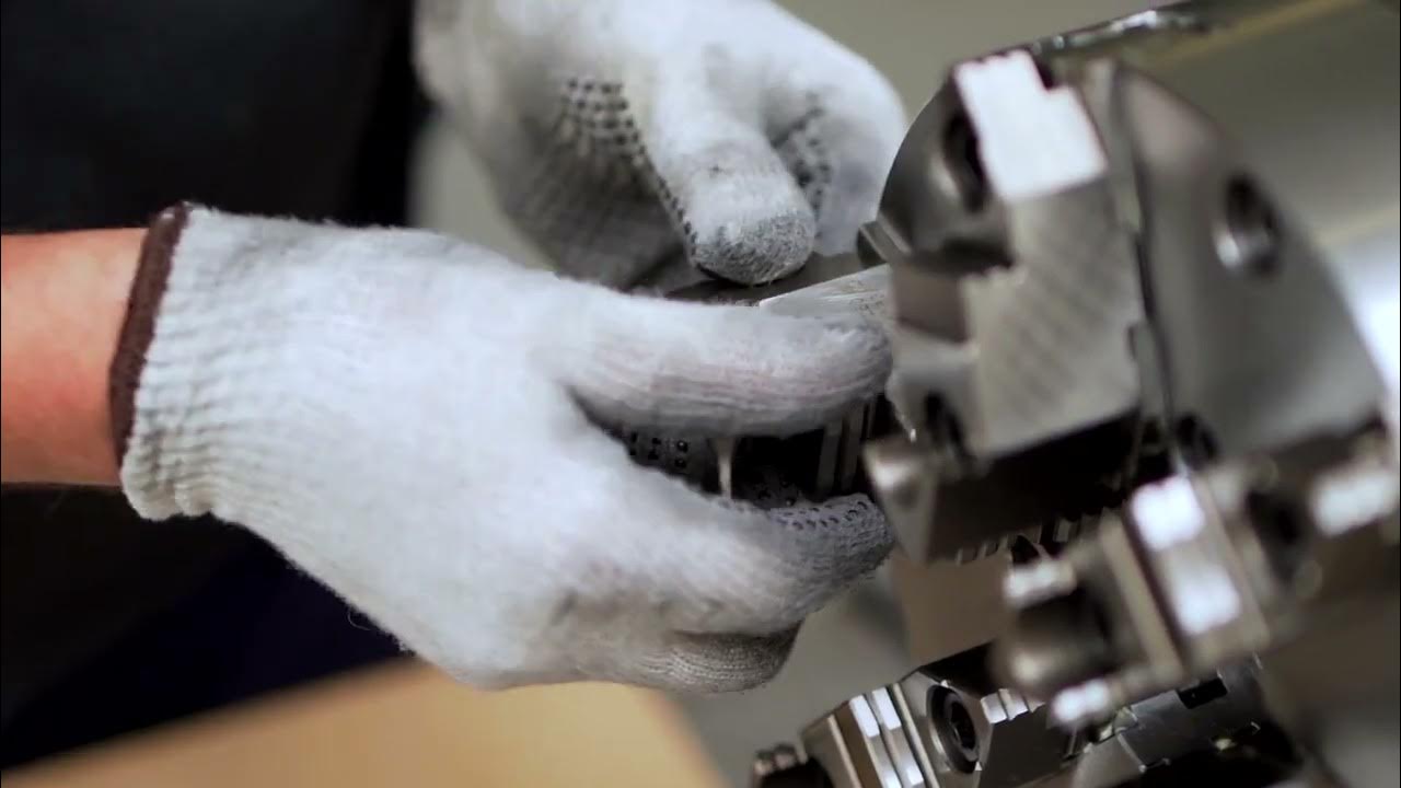 How to measure the runout of a self centering lathe chuck with fine