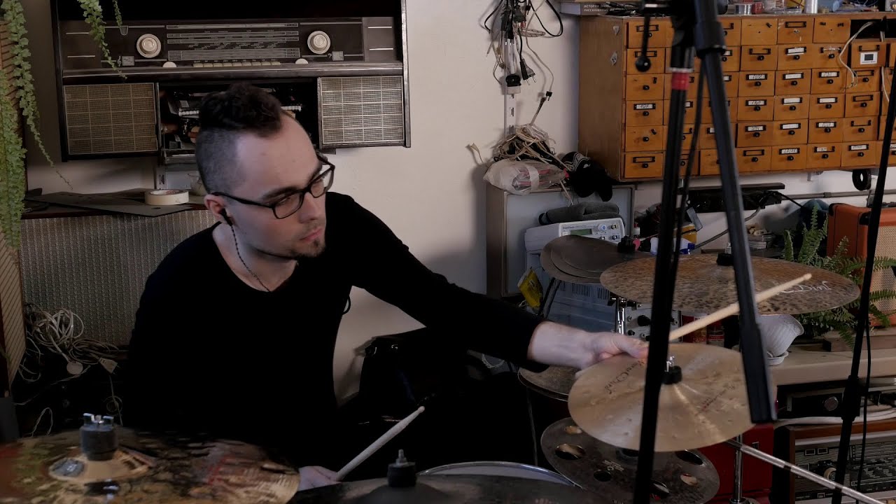 Juniper - Funfunk (Studio Live Drum Cam) by Roma Hood / ЦЕХ Live bekijken op YouTube Juniper - Funfunk (Studio Live Drum Cam) by Roma Hood / ЦЕХ Live bekijken op YouTube