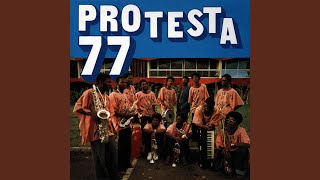 Video thumbnail of "Protesta 77 - Complicite"