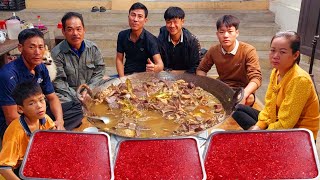 Tiết Canh Bò.Chảo Thắng Cố Bò Béo Ngậy | Biển Nguyễn ngọc.