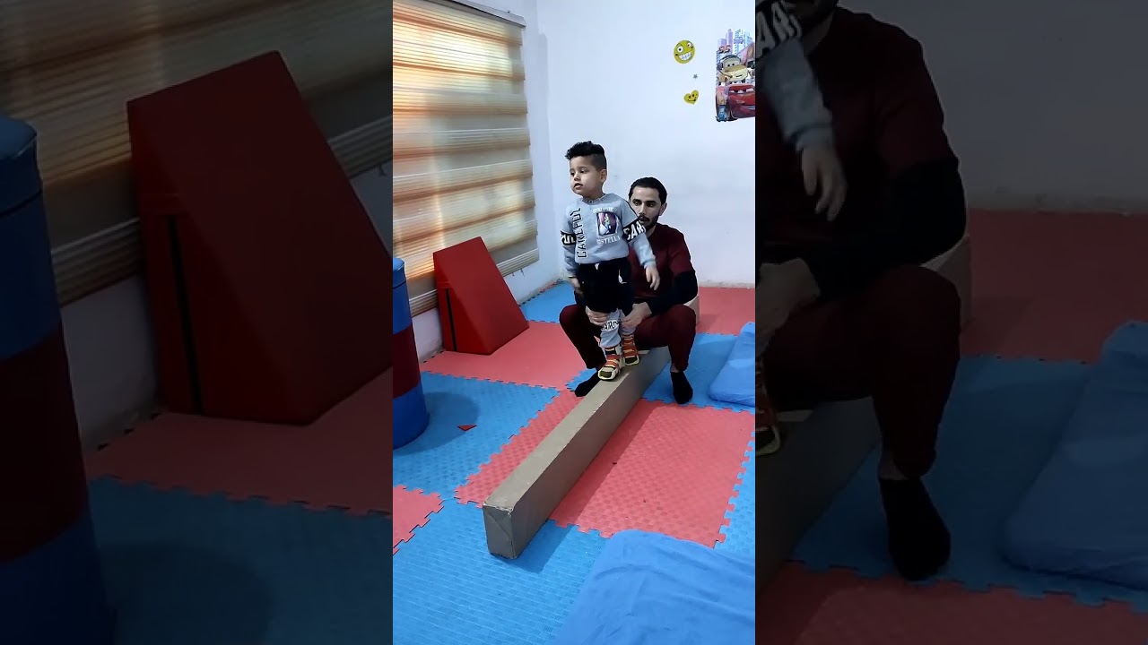 #قصة_نجاح_جديدة_الطفل #علي_محمد يبلغ من العمر 3 سنوات و3 أشهر راجعنا  لا يستطيع الوقوف ولا المشي