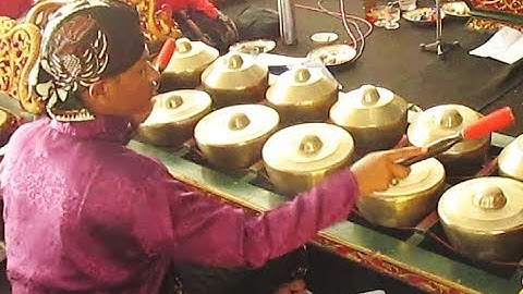 AYO NGGUYU / Javanese Gamelan Music Jawa / WISMA SALAM Karawitan Wani Wirang [HD]