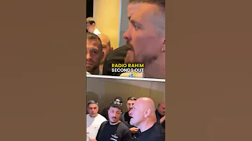 Oleksandr Usyk DISGUSTED after WATCHING Tyson Fury FATHER John Fury HEADBUTT his FRIEND!