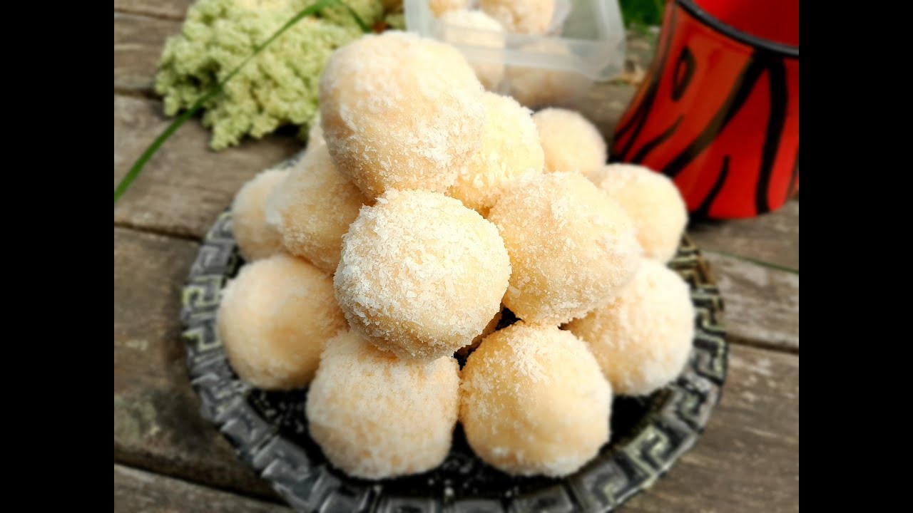 Indian coconut ladoo😋😋لادو جوز الهند الهندي - YouTube