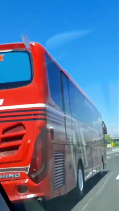 menyalip bus TJIPTO G M