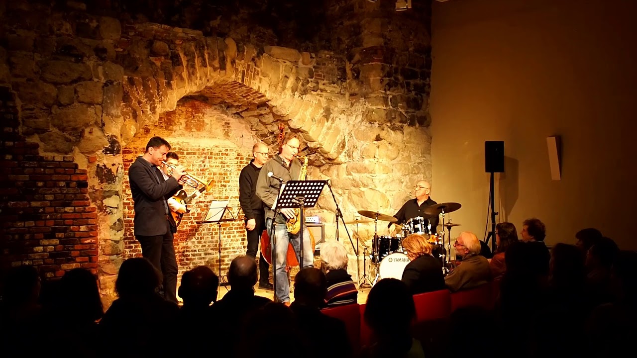 Balassi Jazz Club with János Hámori