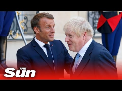 Boris Johnson tells France to ‘prenez un grip’ using his best Franglais.