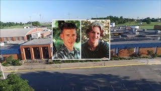 2 kentucky high school girls suspended after dressing up as columbine shooters for halloween