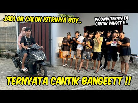 TERNYATA INI CALON ISTRINYA BOY !! Semuanya sampe melongo saking cantiknya..