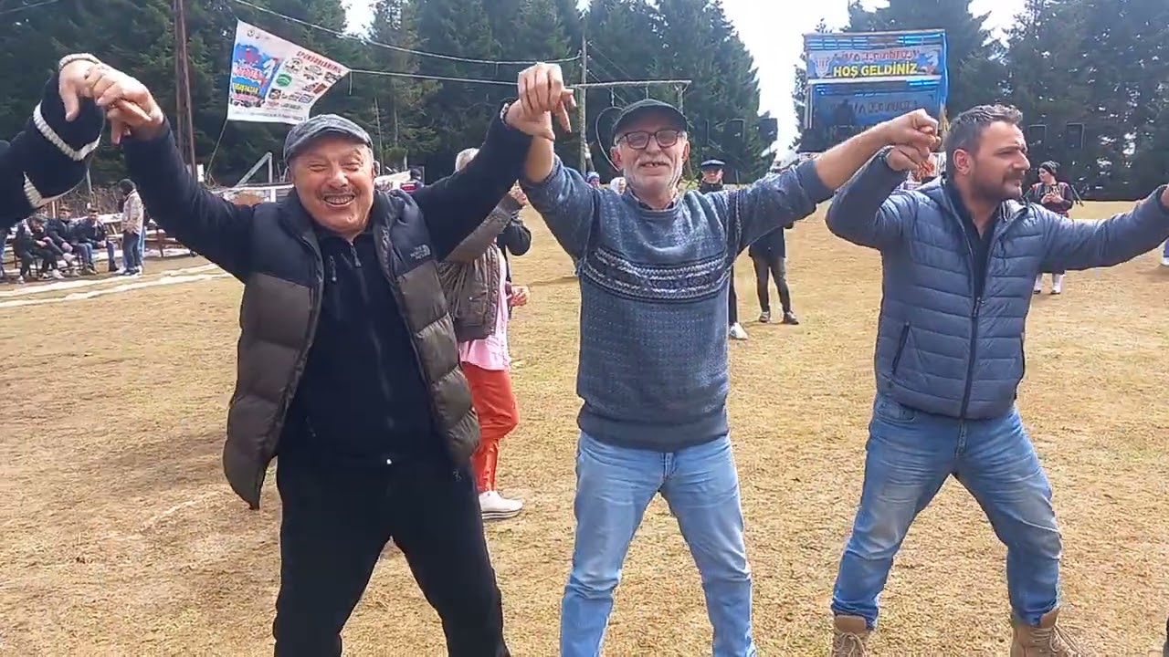 KAR FESTİVALİ LİVA DÜZLÜK DAVUL ZURNA [MİMİK ADAM  ve TOLGA ŞAMLI .