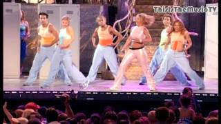 Britney Spears - Intro + (You Drive Me) Crazy - Live in Hawaii - HD 1080p chords