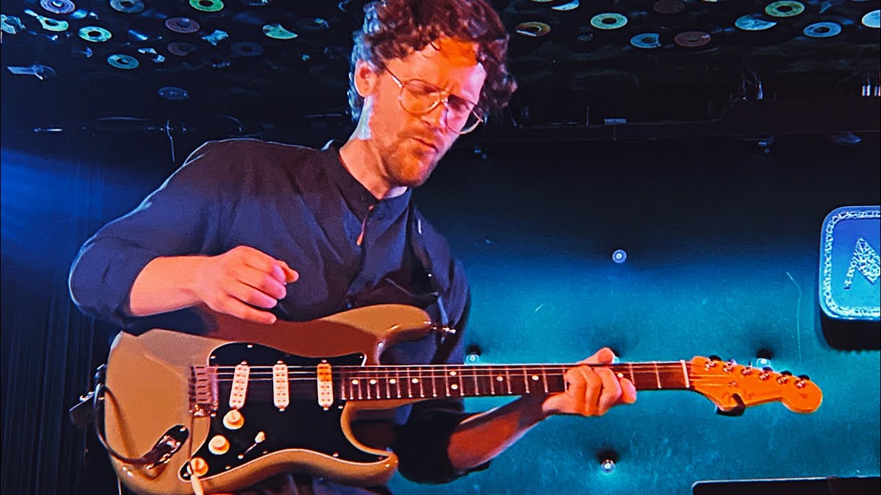 Guarda Will Brahm - Late Lightning (Live at The Mint) su YouTube Guarda Will Brahm - Late Lightning (Live at The Mint) su YouTube