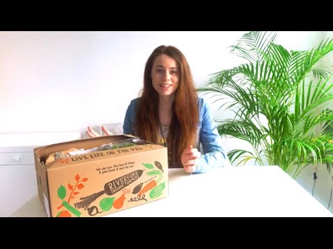 Riverford UNBOXING | 1st Fruit & Veg Box - £17.40