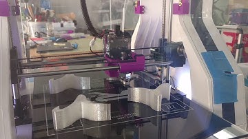robo3d R1 plus with a e3d v6 and a titan extruder printing ninjaflex