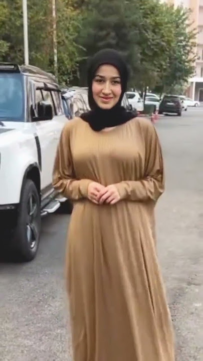 Cewek hijab  #cantik #modelhijaber #shorts