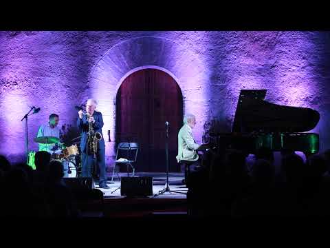Pick Yourself Up - Scot Hamilton, Ignasi Terraza, Esteve Pi