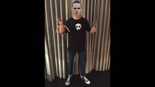 Rich White Man as Sid Phillips