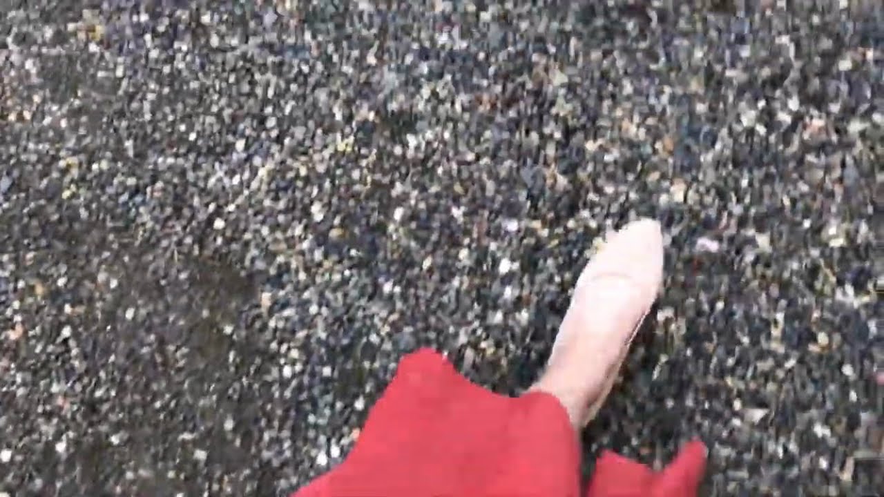 ヒールで歩く音　パンプスで歩く音　砂利道＆アスファルト&人工芝　散歩　足音　footsteps ASMR No talking