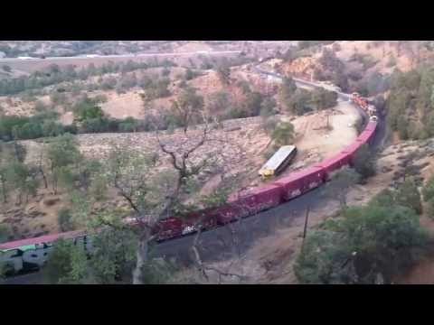 BNSF Train going by Tehachapi loop derailment