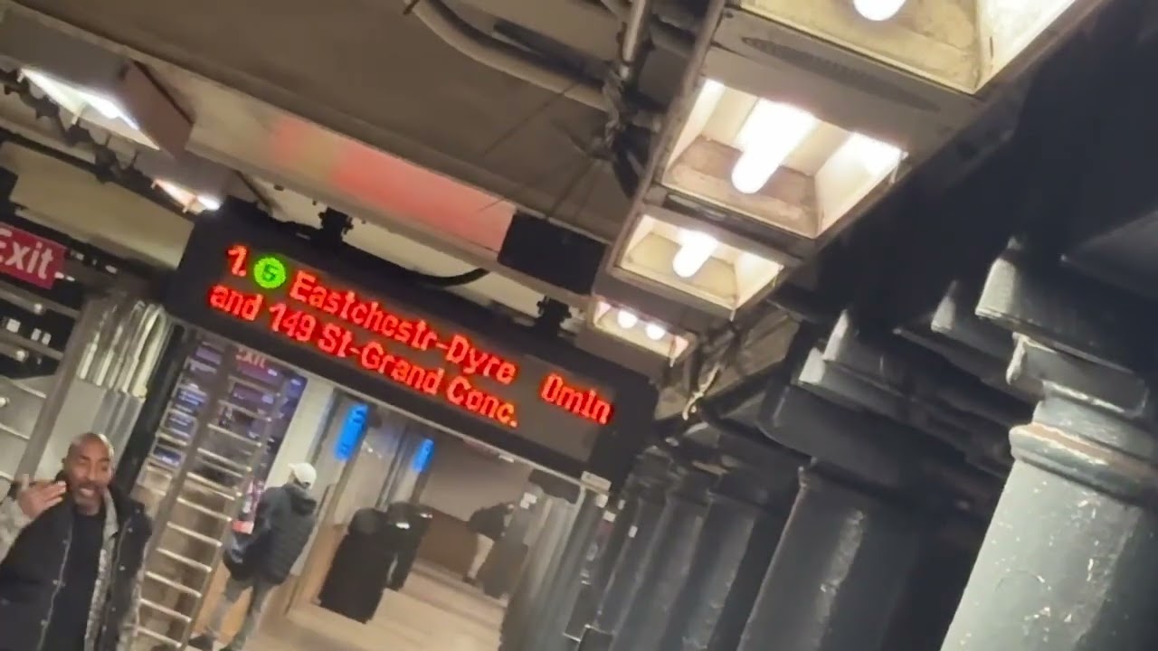 Bronx bound 5 train to Eastchester-Dyre Av + Skipping 135 st via 7 Av (arrival announcement)