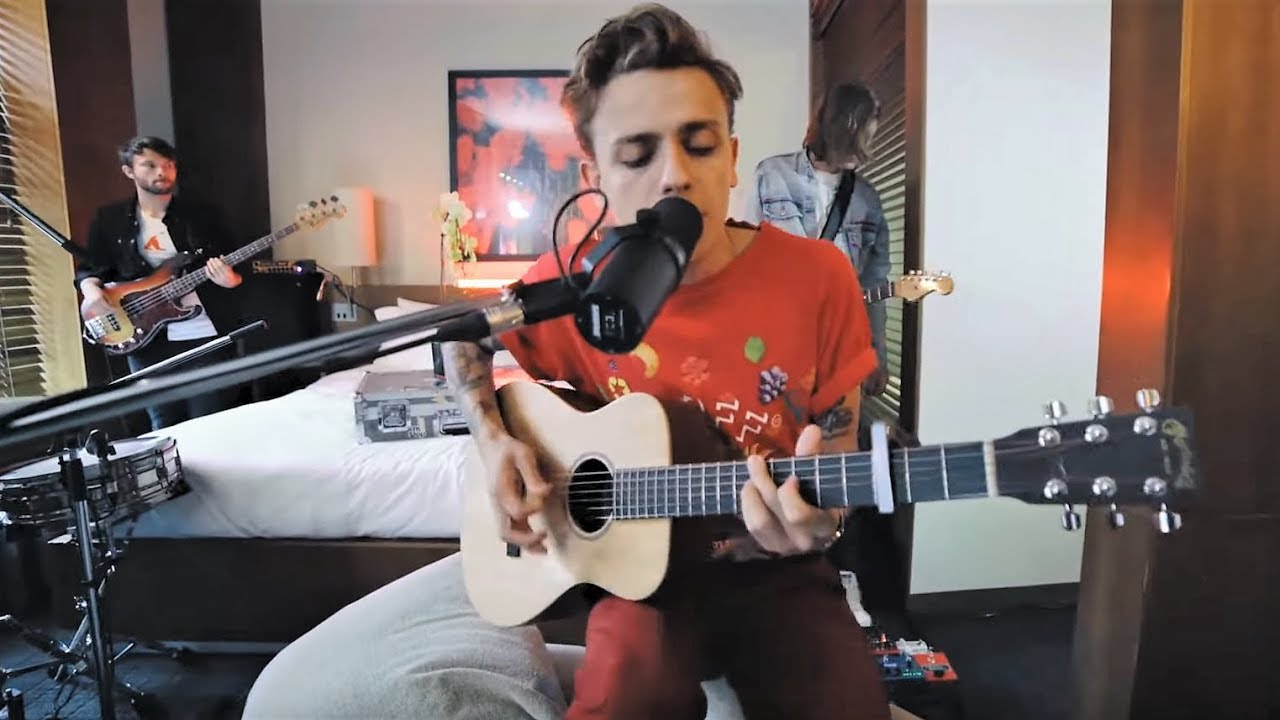 Scott Helman x Ria Mae cover Dominic Fike - 3 Nights (Hotel Sessions)