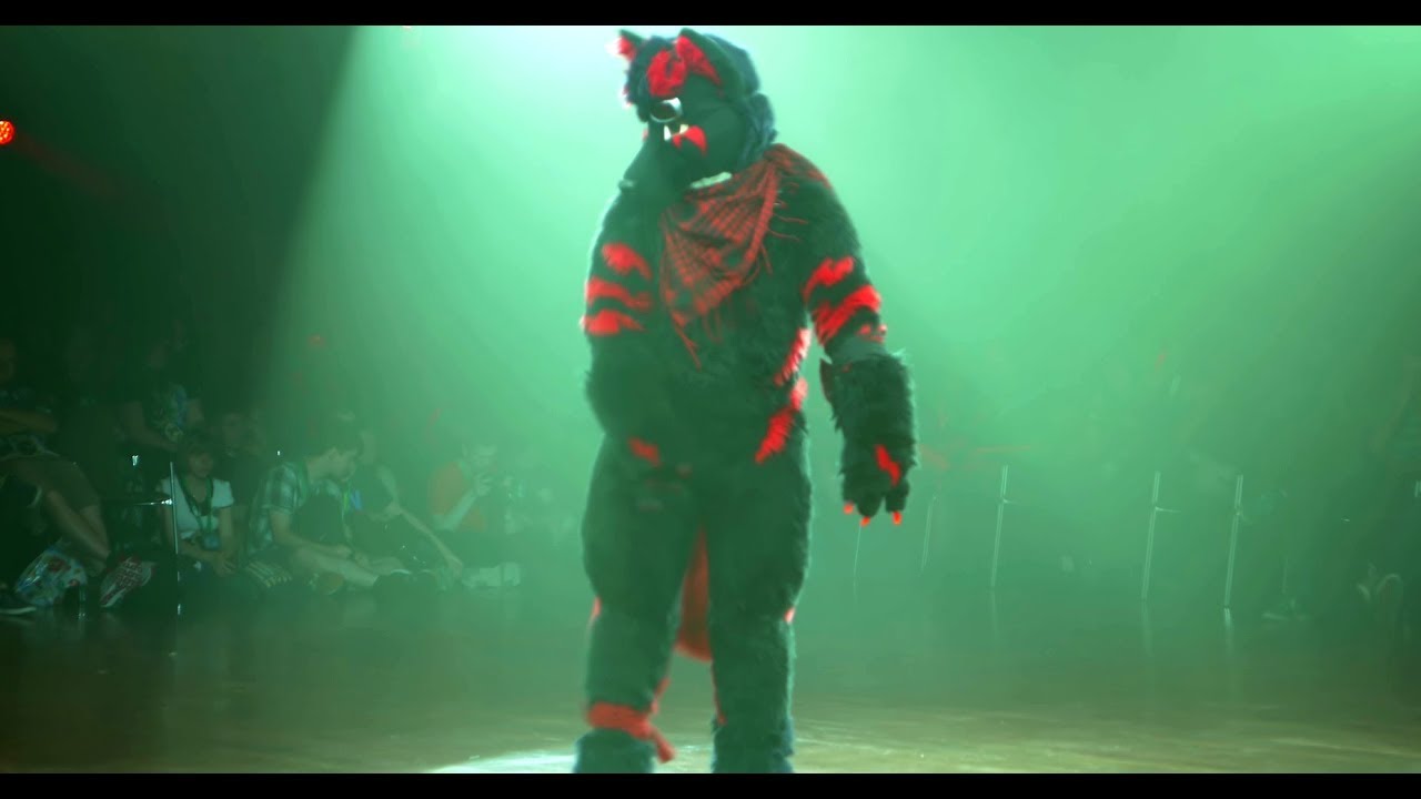 EF 23 - Enter the Arena - 11 - Sparky - YouTube