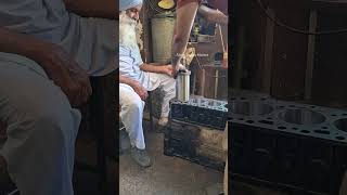 88 year old young man pressing the sleeve #toptrending #Oldman #automobile