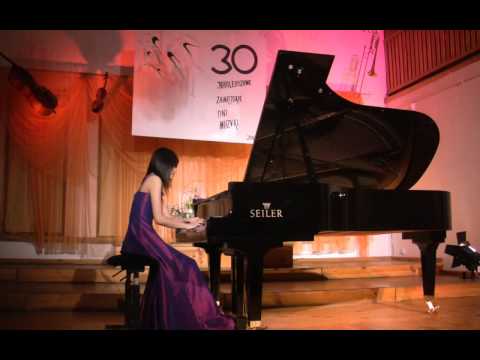 J.HAYDN Variations in F minor Hob.XVII:6 Sylvia Sze-Hua Jen (piano)