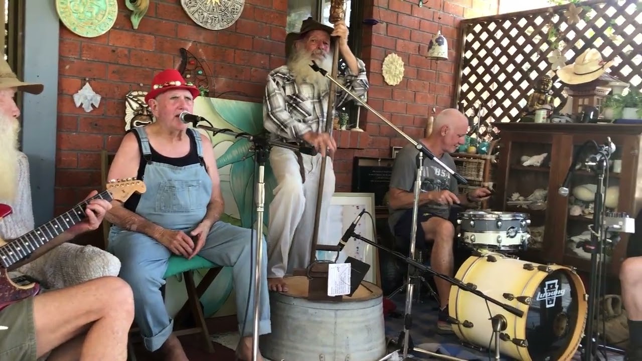 They call Me The Breeze (JJ Cale) by The Possum Scratchers, vid Juliette Lane Hrm 9 1 25