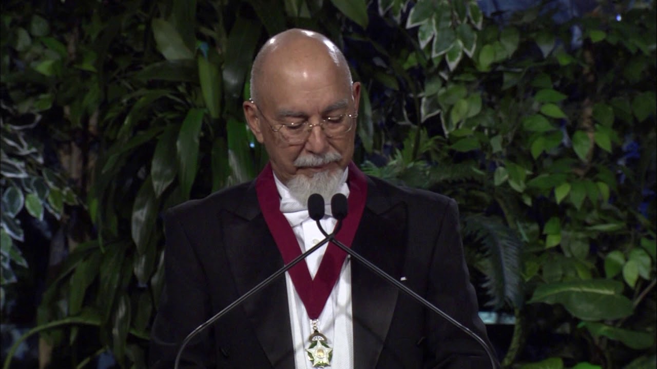 Mike Larsen Is Surrounded By Oklahoma Artists - YouTube