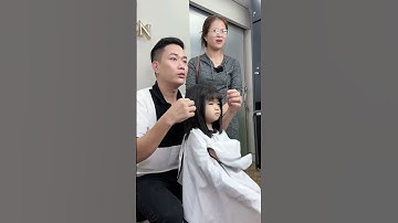 XÚC ĐỘNG HÌNH ẢNH BỐ MẸ ĐƯA CON ĐI CẮT TÓC | 1900 Hair