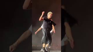 travis scott going crazy with offset in rollingloud thailand.