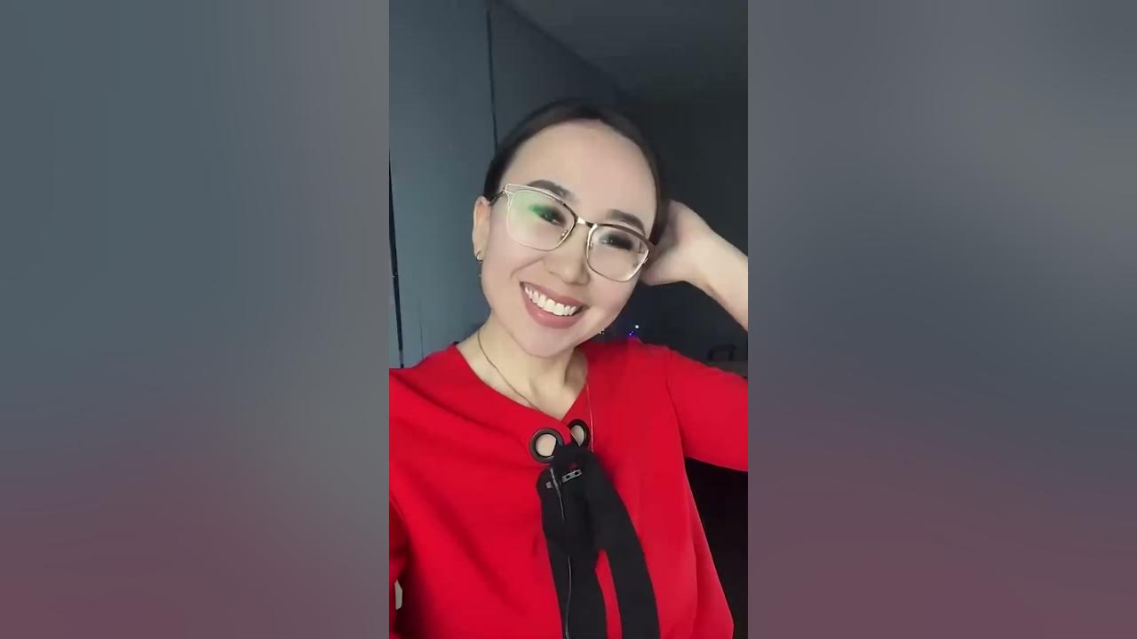 Әдемі былғары порно Ылғал киім порно видео