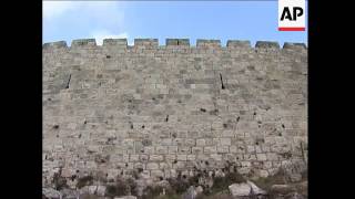 Jerusalem Old city walls screenshot 4