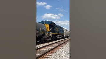 Newly Refurbished CM44AH CSX 7248!! Idling By As DPU on M652-19