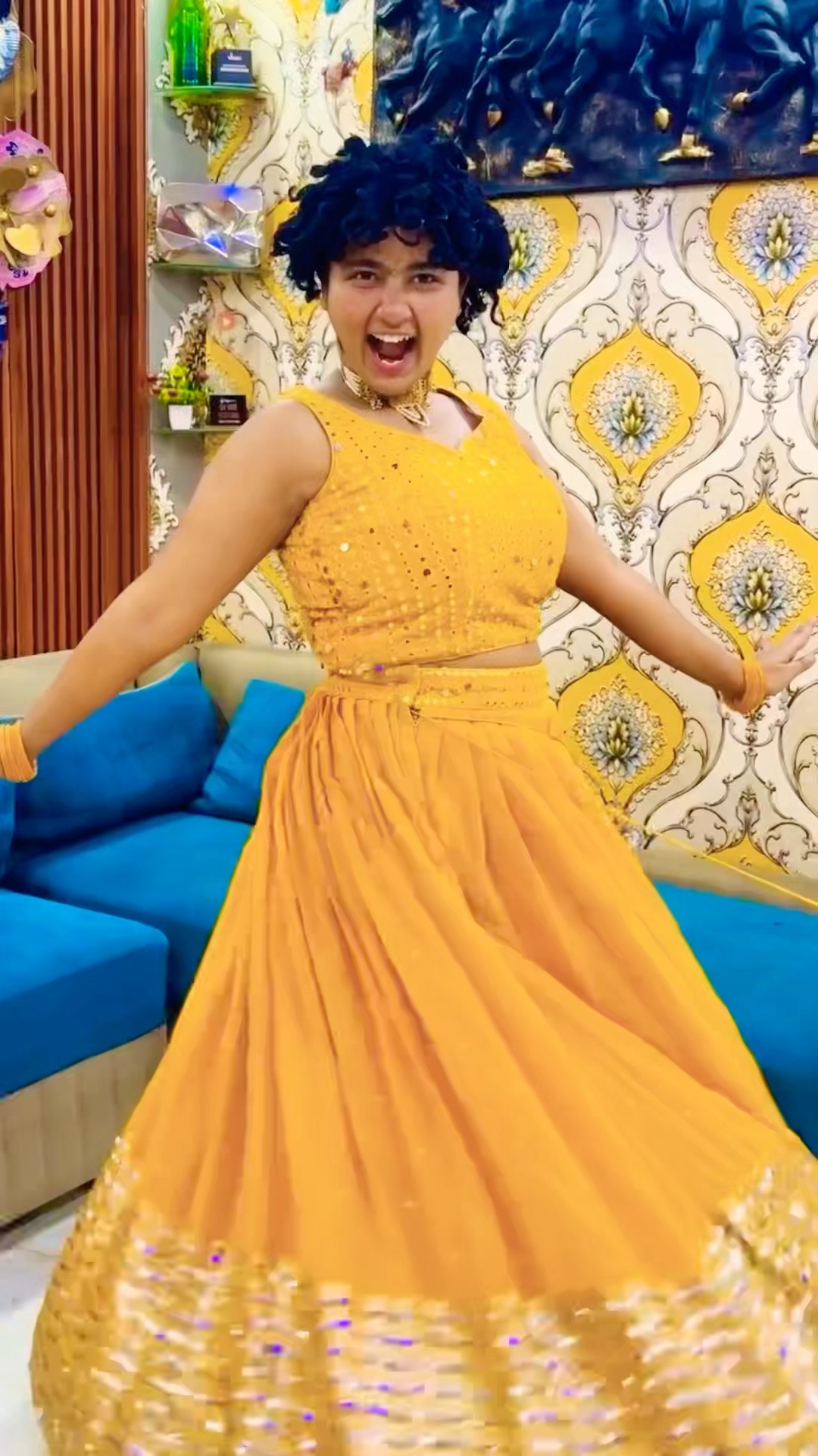 Golu Bana Papa Ki Pari ? 20 Lakh Ka Magic Lehenga #papakipari #shorts #comedy