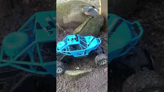 Mini RC Car Obstacle Course #shorts