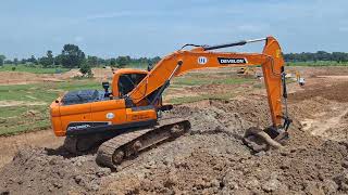 รีวิว รถขุดรุ่นใหม่ จากแดนเมืองโสม DEVELON DX220A2 แพคคู่ ชมไป บ่นไป excavator